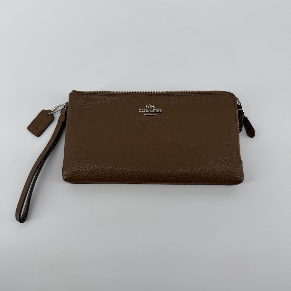 COACH Womens Double Zip Wallet In Pebble Leather Saddle Brown Wristlet
